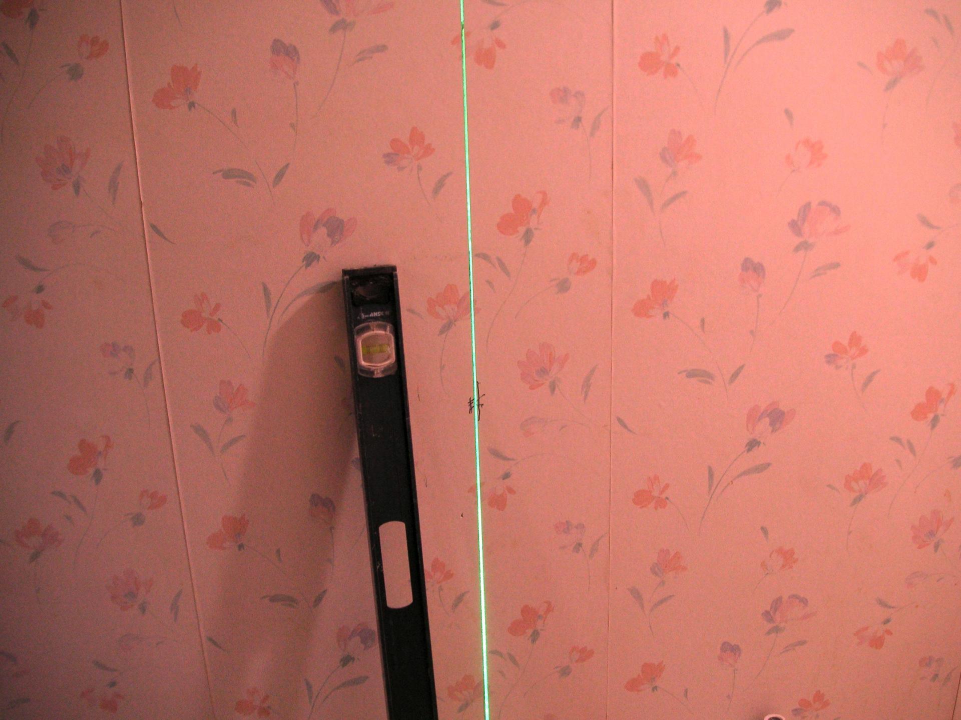 2022-05-06_Bathroom-doors_11