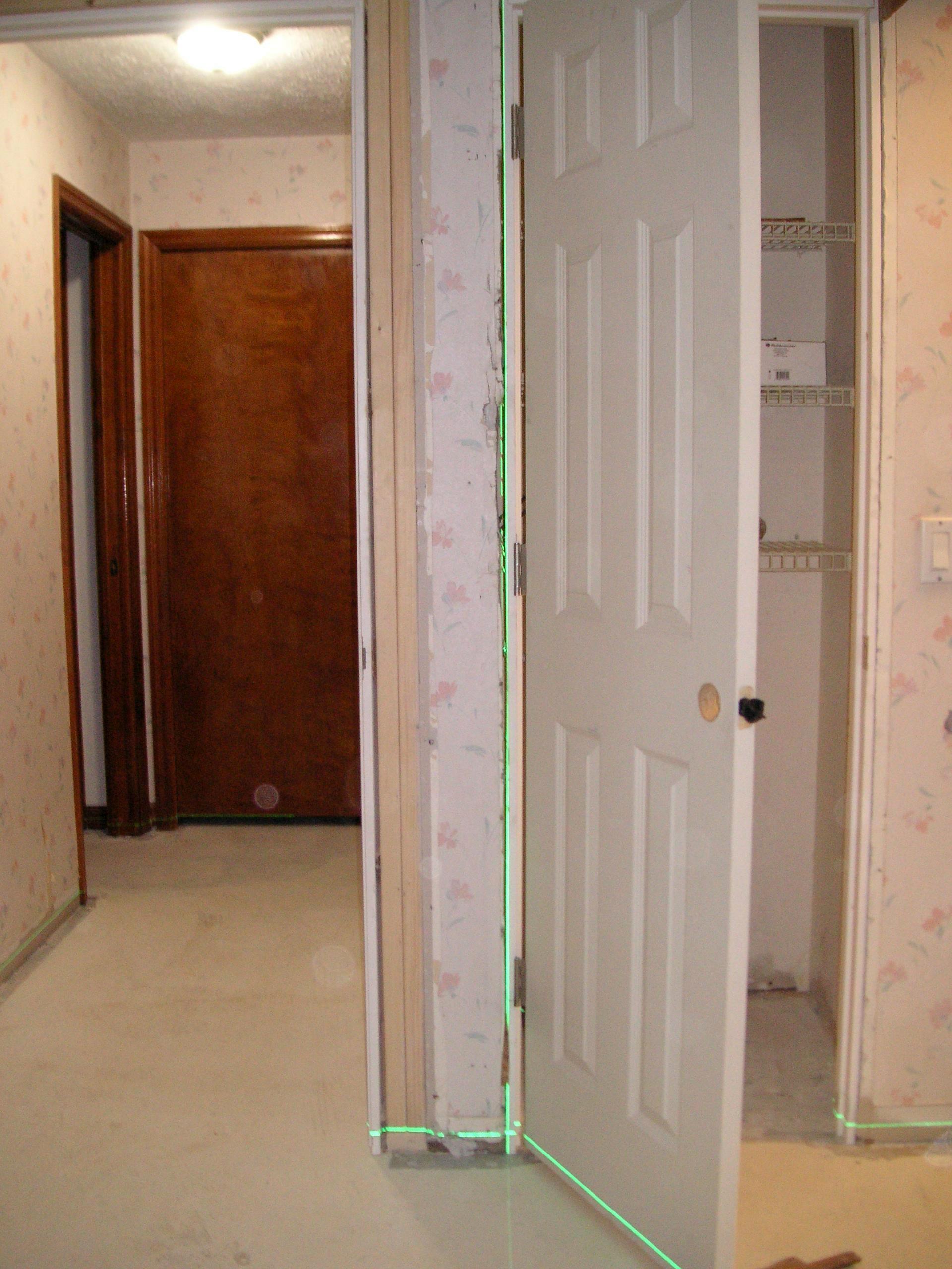 2022-05-06_Bathroom-doors_47